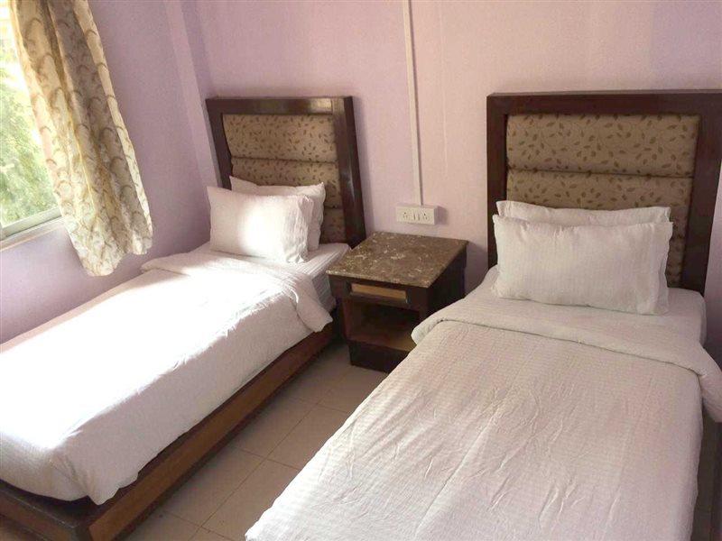 The Byke Studio Pure Veg Apartment, Thane Exteriör bild