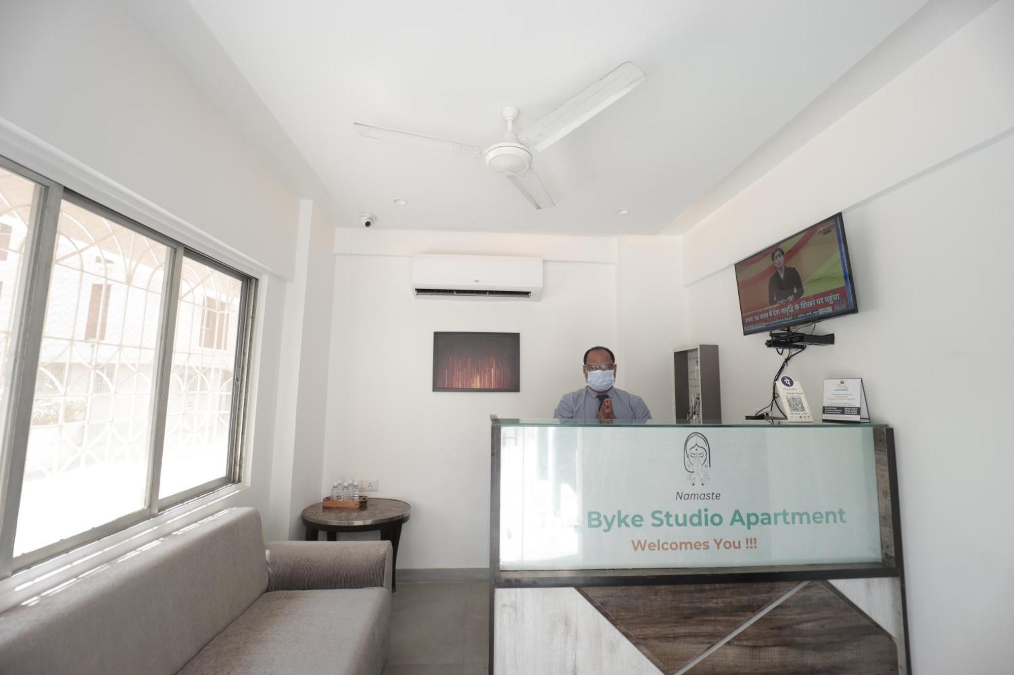 The Byke Studio Pure Veg Apartment, Thane Exteriör bild